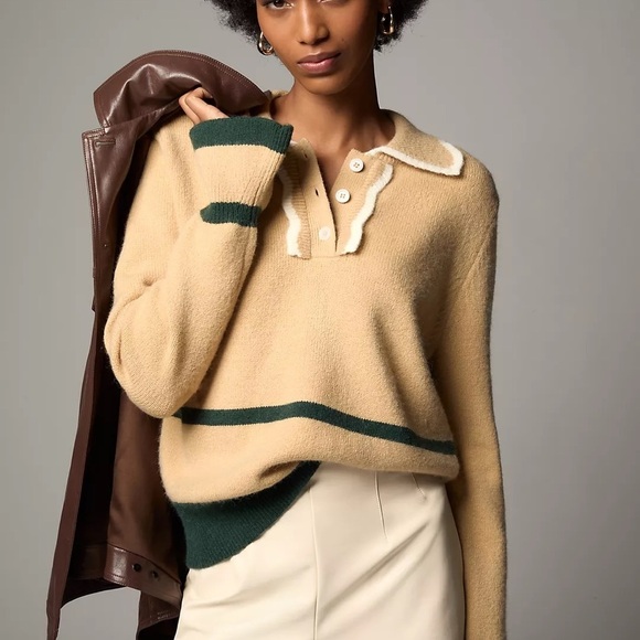 Anthropologie Sweaters - NWT Size M - Anthropologie Maeve Scallop Collared Sweater